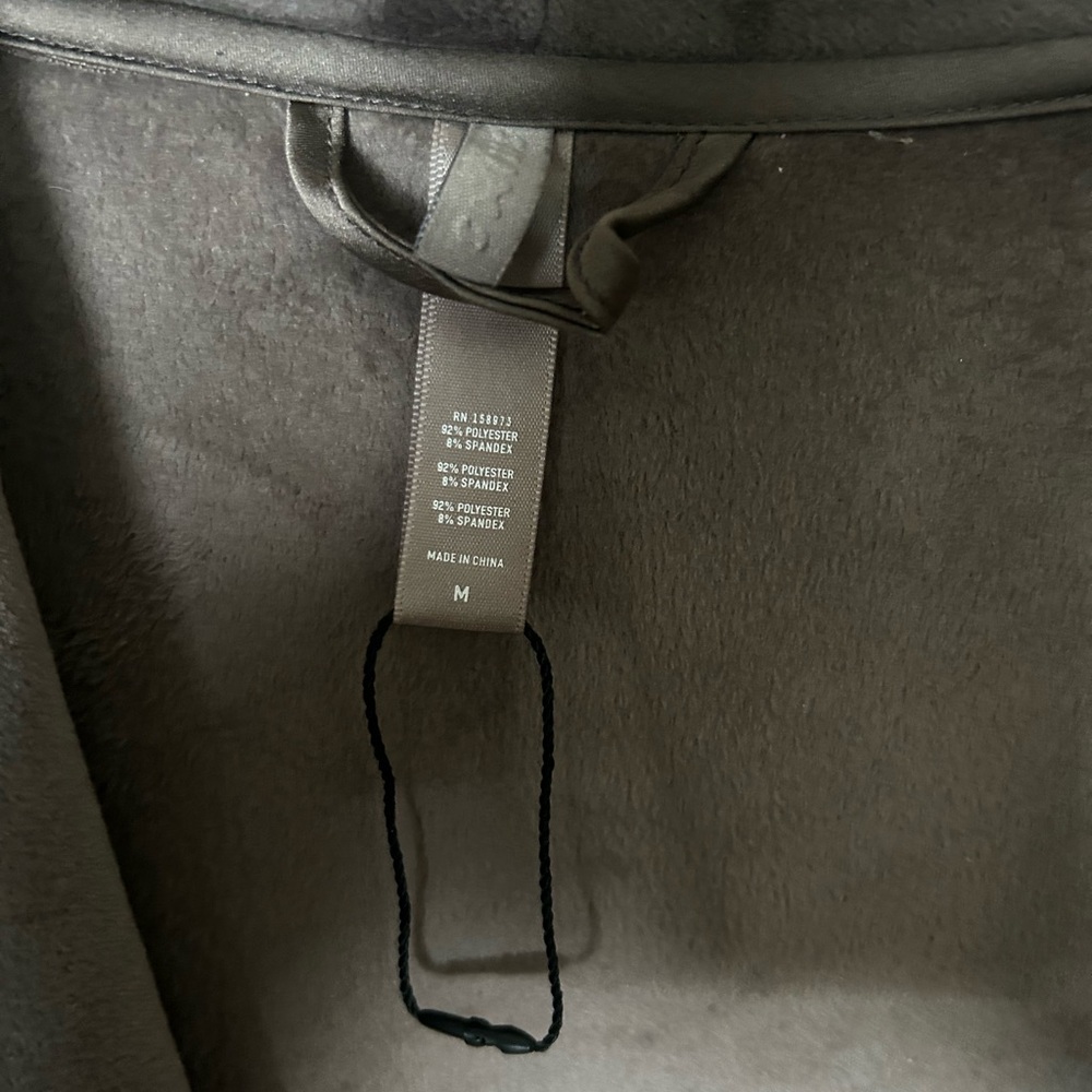 COPY - SKIMS Women's Robe - Picture 2 of 4